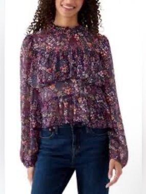 Oak & Trellis Floral Ruffle Long-Sleeve Blouse. Size Small. NWT